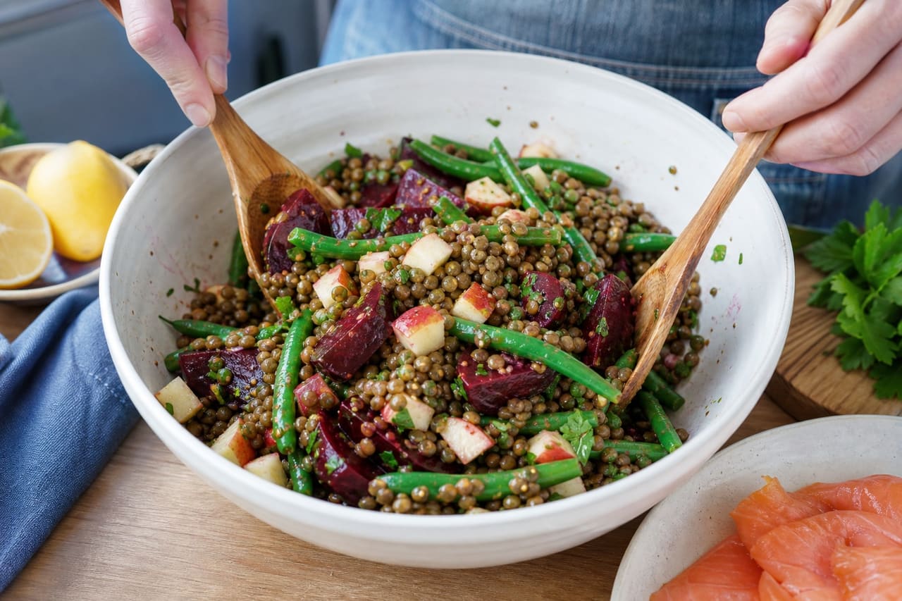 Smoked Salmon Lentil Beetroot Salad with Mustard Apple cooking step 4: Toss the lentils.