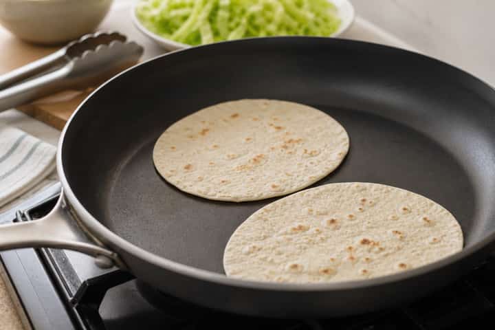 Chicken Pesto Wraps cooking step 3: Build the flavour.